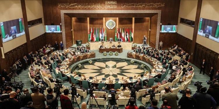 الجامعة العربية تدعم استضافة الإمارات قمة المناخ 2022