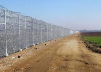 الشرطة اليونانية تعثر على سوري مصاب بطلق ناري قرب الحدود مع تركيا