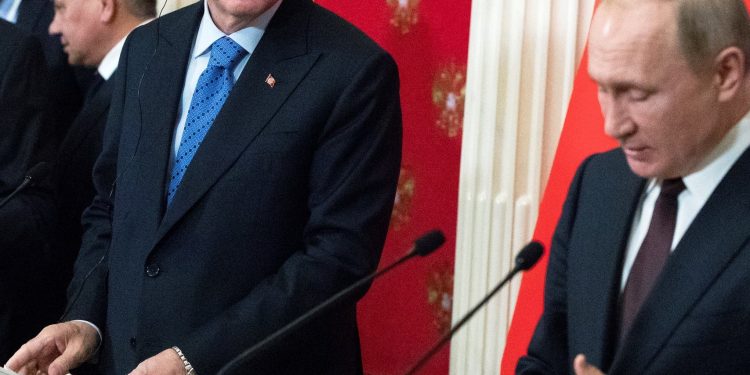 الدرونات التركية تتسبب في أزمة بين بوتين وأردوغان