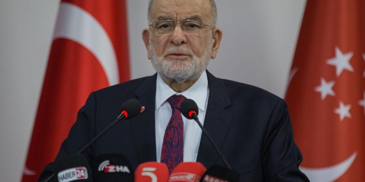 تركيا.. نفوذ رئيس حزب السعادة المعارض لأردوغان يزداد