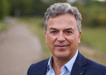 أوروبا تتفرج على أردوغان وهو يدمر تركيا