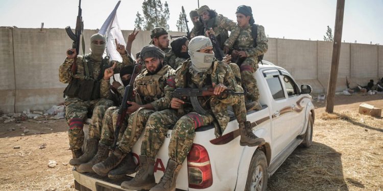 تركيا تبلغ قواتها في سوريا بالاستعداد لعملية عسكرية