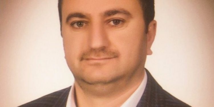 معلم تركي معتقل يصاب بالسرطان ولا تعلم أسرته عنه شيئًا