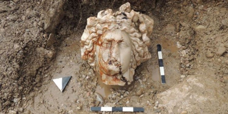 اكتشاف إله النبيذ في تركيا