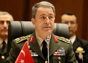 وزير دفاع تركيا: بدأت مفاوضات الحصول على مقاتلات F-16 الأمريكية