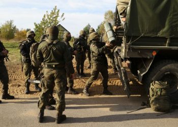 مينسك تدعو الاتحاد الأوروبي للحوار لتسوية أزمة المهاجرين على حدودها