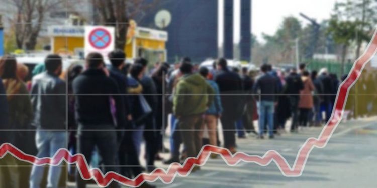 تركيا: أسرة من كل أسرتين عاطلة عن العمل