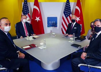 أنقرة: واشنطن عرضت تأسيس مجموعة عمل مشتركة لبحث قضايا بينها “إس-400”