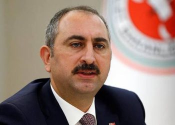 وزير العدل التركي يدعو الشباب إلى أمور لا يطبقها أردوغان!