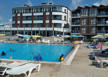 تركيا.. توقعات بزيادة 50% في نفقات السياحة الداخلية