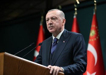 أردوغان يبرر ارتفاع الأسعار بجشع التجار ويتحدث عن معركة جديدةّ!