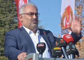 برلماني عن الحزب الحاكم: ليس هناك فقر في تركيا