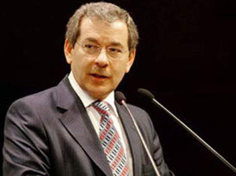 برلماني تركي: حزب أردوغان حاد عن مساره