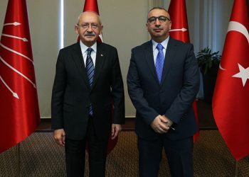 زعيم المعارضة: الحكومة تتنصت على هواتف جميع رؤساء البلديات المعارضين