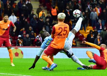 جالطة سراي يتعادل مع بلدية إسطنبول