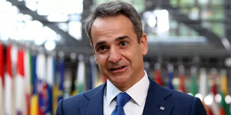 رئيس وزراء اليونان يعلق على الأزمة المالية في تركيا