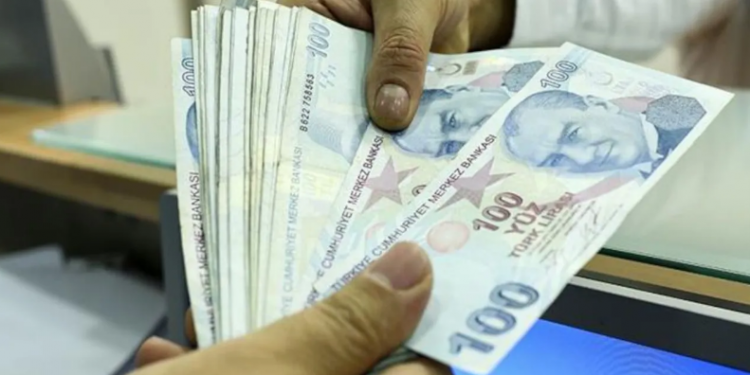 استطلاع رأي: 55% من الأتراك لا يثقون بالإجراءات الاقتصادية الجديدة