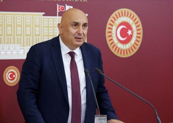 برلماني تركي يهين أردوغان