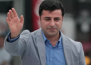 منح جائزة “فايمار” للزعيم الكردي المعتقل صلاح الدين دميرطاش