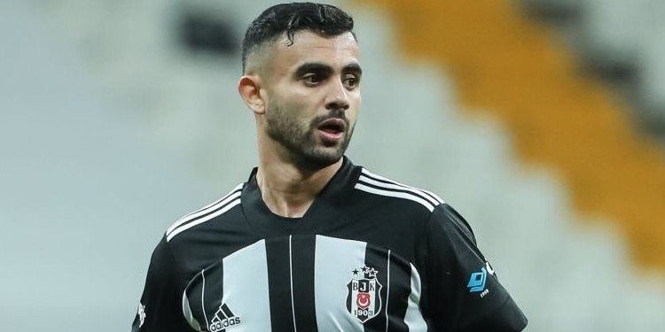 اللاعب الجزائري “غزال” يمنح “بشكتاش” فوزًا ثمينًا بهدف عالمي