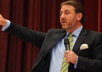 كبير مستشاري أردوغان يهدد بالعودة إلى حدود “الميثاق الملِّي”!