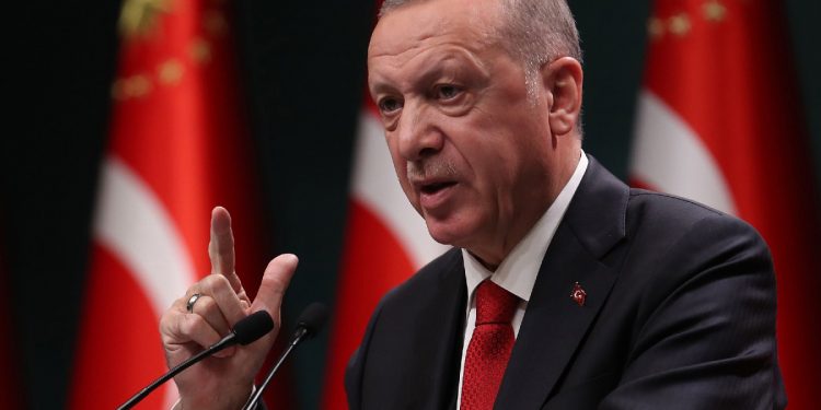 أردوغان يستثني القروض من أسعار الفائدة المخفضة!