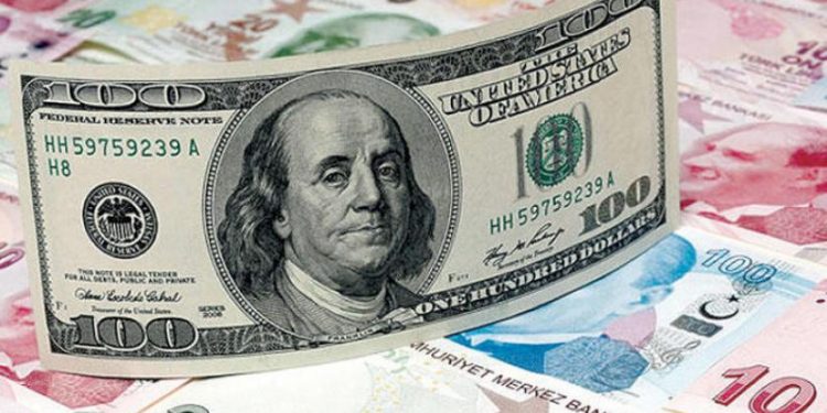 بنك بريطاني: الدولار سيرتفع إلى 20 ليرة تركية