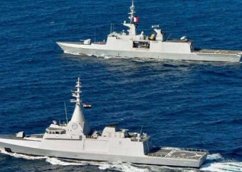 مصر وفرنسا تجريان مناورات مشتركة في البحر المتوسط