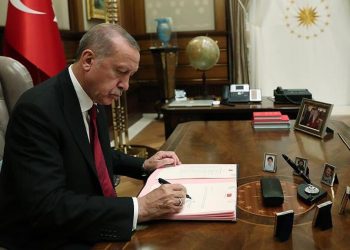 تقرير على مكتب أردوغان حول انتهاكات حكومته بحق حركة الخدمة