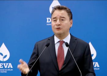 علي باباجان: الحكومة تعطي بالملعقة وتأخذ بالمغرفة!