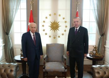 آخر استطلاع في 2021: تحالف المعارضة يتفوق على التحالف الحاكم