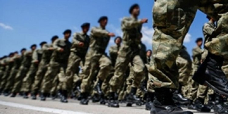 تركيا ترفع رسوم بدل آداء الخدمة العسكرية