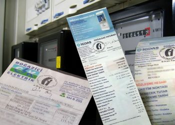 ارتفاع فاتورة الكهرباء للأسرة في تركيا إلى 370 ليرة