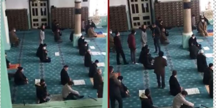 تركيا.. امرأة تصرخ بالمسجد “نحن جوعى”