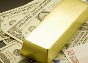 الغزو الروسي لأوكرانيا يرفع أسعار الذهب والدولار