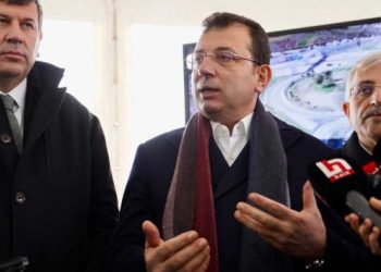 عمدة إسطنبول: لن يتكرر منع الأغاني الكردية في الشوارع