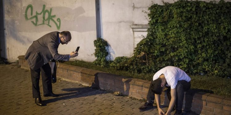 انخفاض متوسط ​​عمر تعاطي المخدرات في تركيا