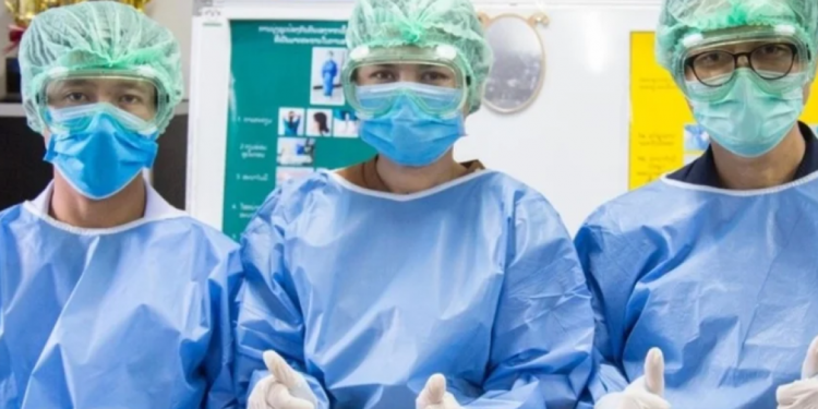 عمال الرعاية الصحية في تركيا يضربون عن العمل