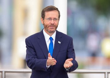 الرئيس الإسرائيلي يكشف سبب زيارته إلى تركيا