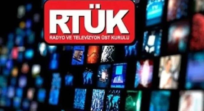 قيود على الصحافة الأجنبية في تركيا وتحذير أمريكي