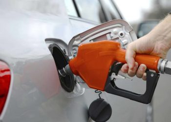 تركيا تفرض على مواطنيها زيادة في أسعار الوقود