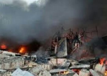 الجيش الروسي يسيطر على مطار “غوستوميل” في ضواحي العاصمة الأوكرانية