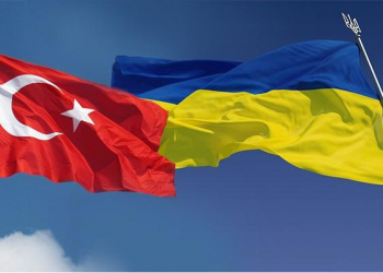 أوكرانيا سنطلب من تركيا إغلاق البسفور أمام السفن الروسية