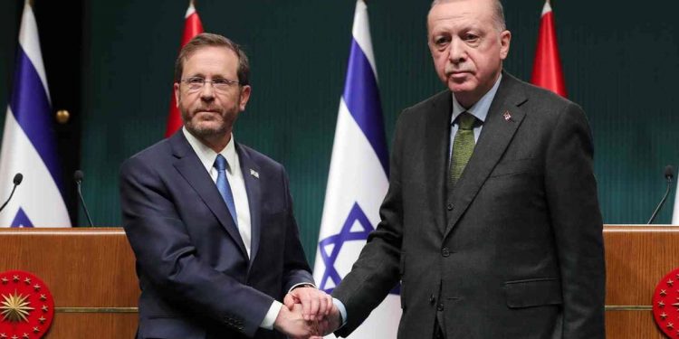 تل أبيب: شراكتنا مع تركيا ستؤثر على منطقة الشرق الأوسط بأكملها