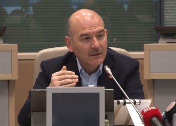 وزير تركي: توقعات حدوث زلزال مدمر في إسطنبول ليس سرًا