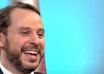 صهر أردوغان يعاود الظهور بشكل مثير