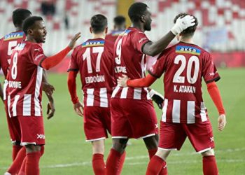 سيفاسبور يبلغ نصف نهائي كأس تركيا