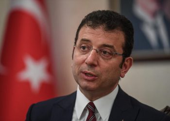 النيابة تحقق في مزاعم اغتيال عمدة بلدية إسطنبول