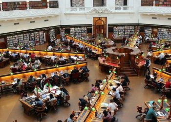 ما أكثر الدول التي يفضل الطلاب الأتراك الدراسة بها؟