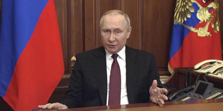 الإعلام البريطاني: بوتين يريد فصل أوكرانيا عن البحر الأسود